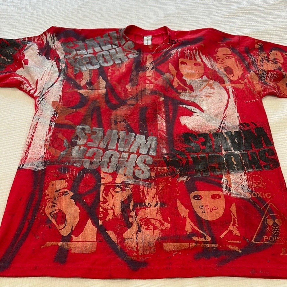 The incorporated USED T shirt No. 320